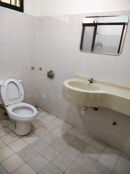 Condominium for Sale at Platinum Hill PV 3 - Samson Lee - Bathroom - PropertyGuru.com.my