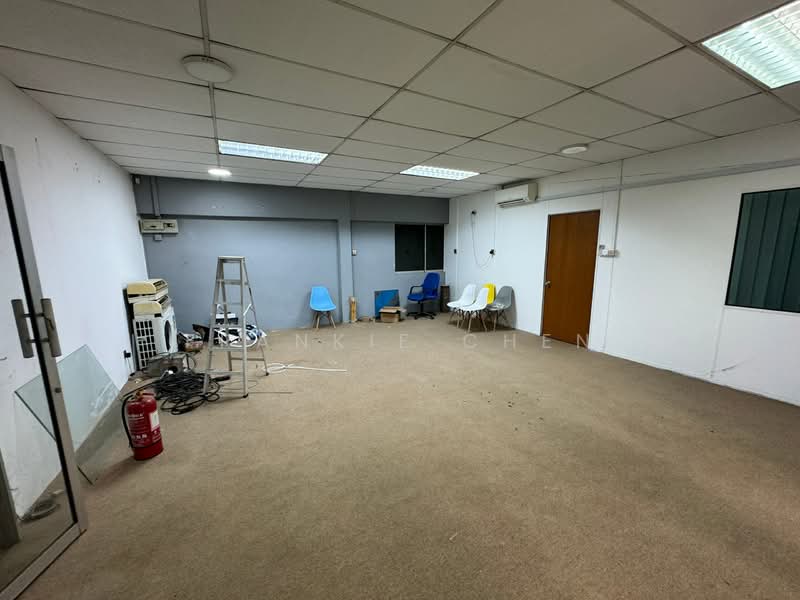 Terrace Factory for Rent in Taman Perindustrian Cemerlang (Ulu Tiram) - Frankie Chen - Interior - PropertyGuru.com.my
