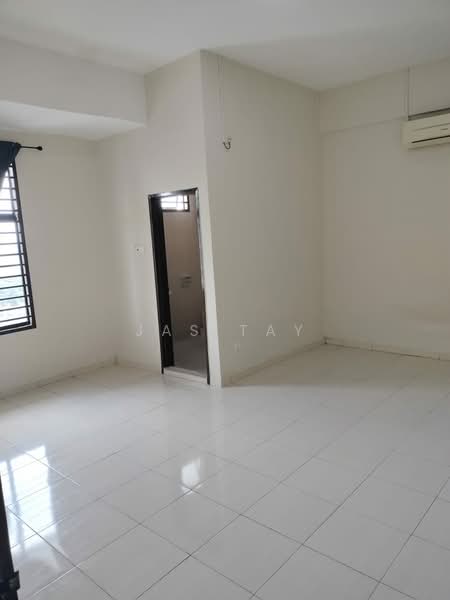 Service Residence for Sale at Sun City (Plaza Mentari) - Jas Tay - Interior - PropertyGuru.com.my
