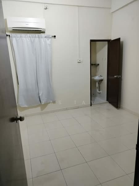 Service Residence for Sale at Sun City (Plaza Mentari) - Jas Tay - Interior - PropertyGuru.com.my