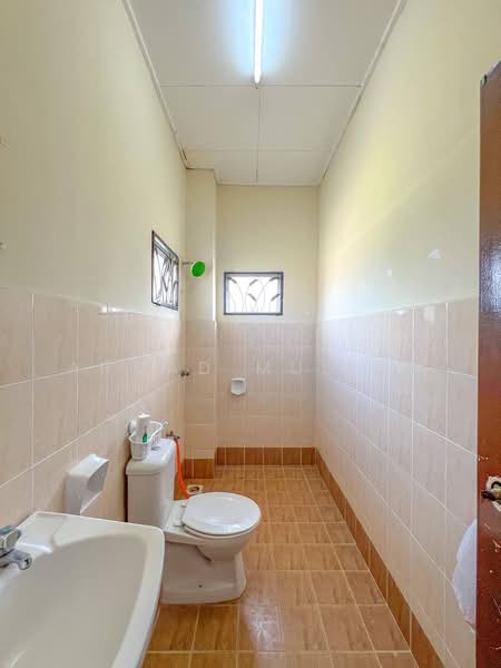 Semi-Detached House for Sale in Puncak Alam (Selangor) - Ahmad Muslim - PropertyGuru.com.my