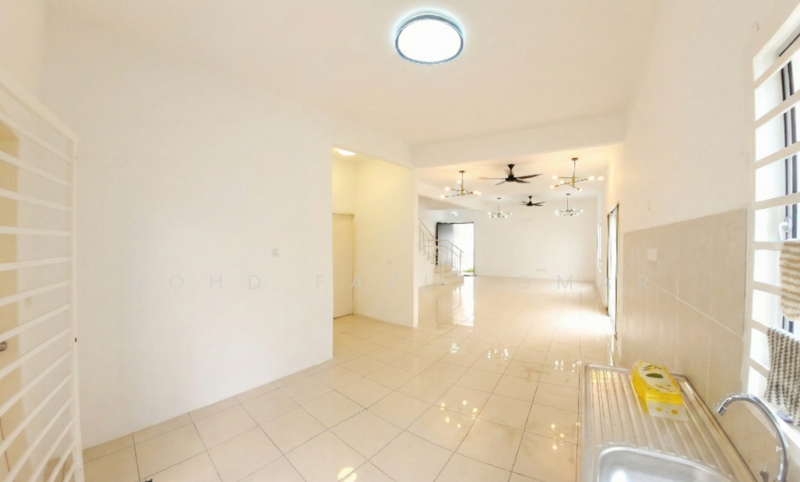 Erama @ Iringan Bayu untuk Untuk Dijual - RM 720,000, Mac 2026 - Living Room - PropertyGuru.com.my