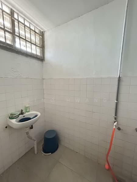 Pasir Gudang untuk Untuk Disewa - RM 2,700 /bulan, Mac 2026 - Bathroom - PropertyGuru.com.my