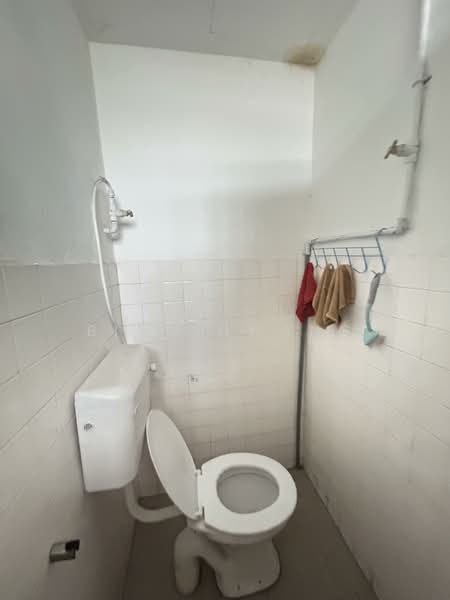 Pasir Gudang untuk Untuk Disewa - RM 2,700 /bulan, Mac 2026 - Bathroom - PropertyGuru.com.my