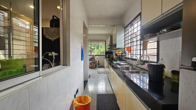 2.5-storey Terraced House for Sale in Pekan Batu 9 (Cheras) - Elly Chong - Kitchen - PropertyGuru.com.my
