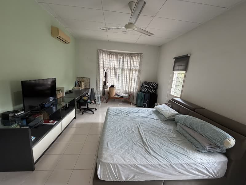 2.5-storey Terraced House for Sale in Pekan Batu 9 (Cheras) - Elly Chong - Bedroom - PropertyGuru.com.my