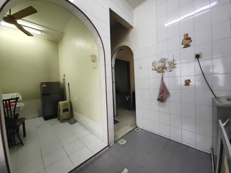 Terraced House for Sale in Rawang (Selangor) - Andy Yap - Kitchen - PropertyGuru.com.my