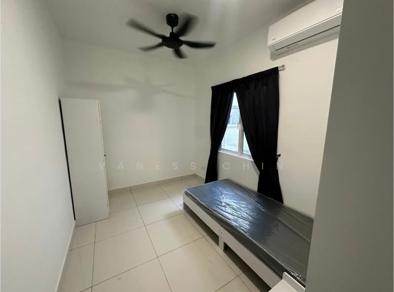 Condominium for Rent at Paraiso Residence @ The Earth - Vaness Chin - Bedroom - PropertyGuru.com.my