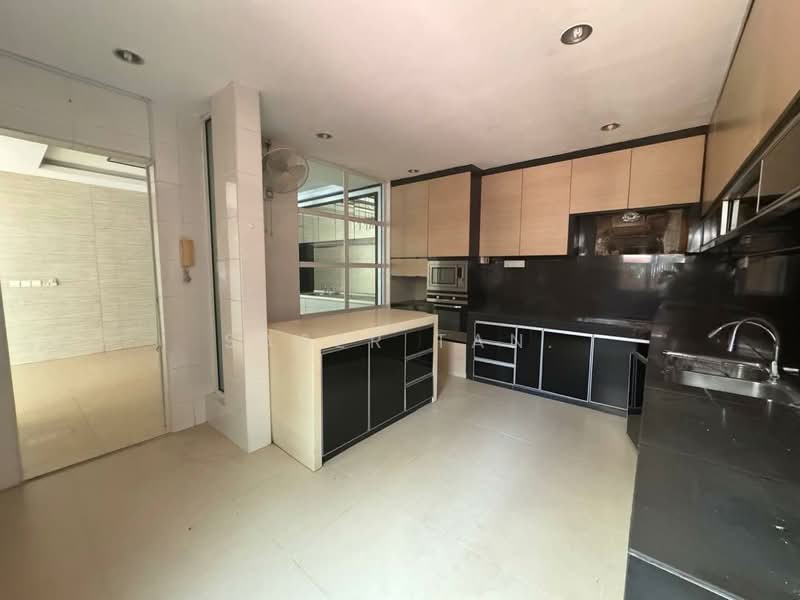 Semi-Detached House for Sale in Taman Sutera Utama (Skudai) - SASER TAN. - Kitchen - PropertyGuru.com.my