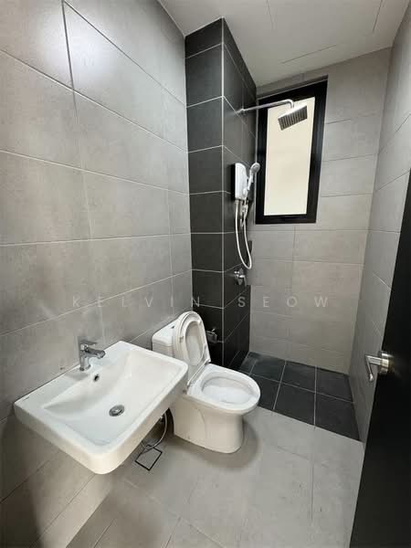 Urban Suites untuk Untuk Dijual - RM 550,000, Feb 2026 - Bathroom - PropertyGuru.com.my
