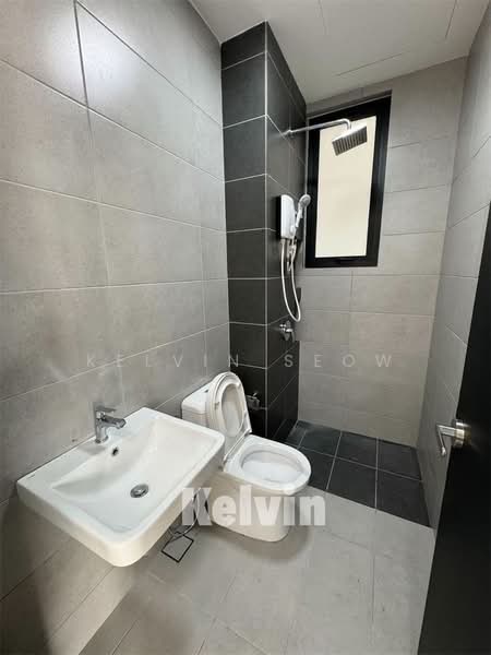 Servis Apartment untuk Dijual di Urban Suites - Kelvin Seow - Bathroom - PropertyGuru.com.my