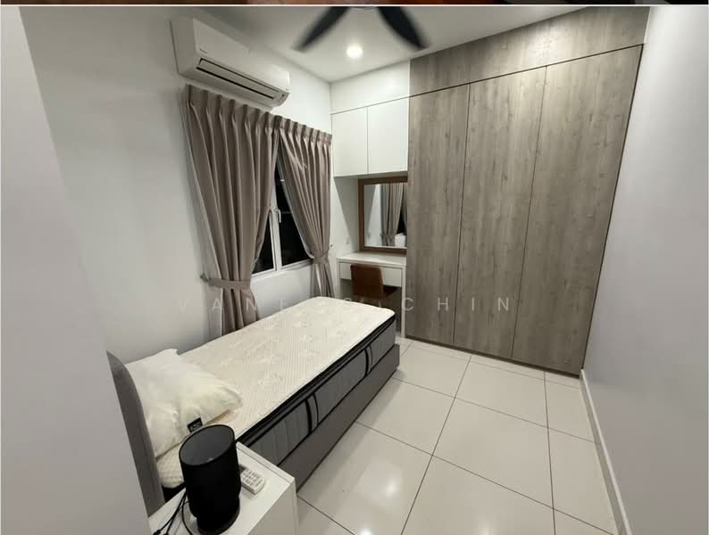 Condominium for Rent at Paraiso Residence @ The Earth - Vaness Chin - Bedroom - PropertyGuru.com.my