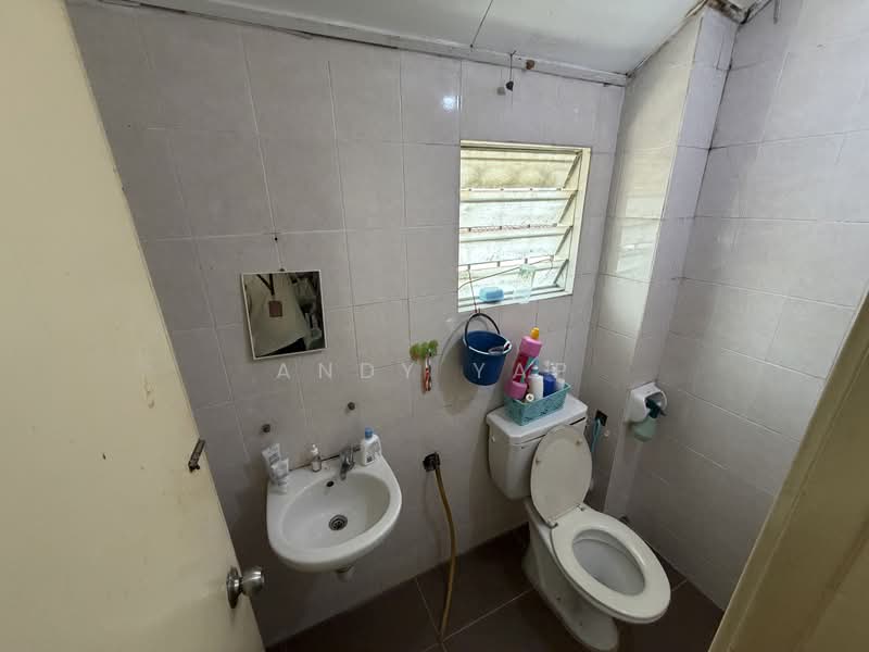 2-storey Terraced House for Sale in Kota Emerald (Rawang) - Andy Yap - Bathroom - PropertyGuru.com.my