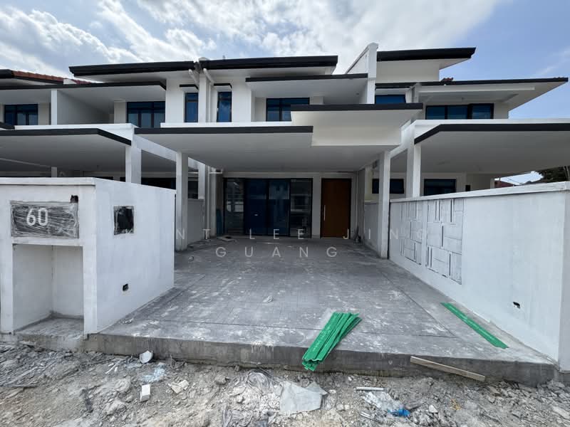 Rumah Teres 2 Tingkat untuk Dijual di Seksyen 7 (Shah Alam) - Kent Lee Jing Guang - Exterior - PropertyGuru.com.my