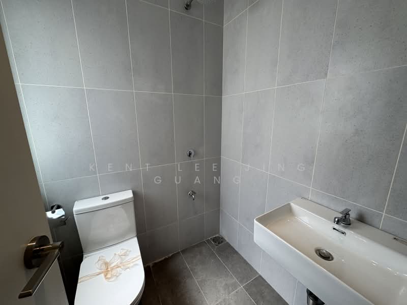 Rumah Teres 2 Tingkat untuk Dijual di Seksyen 7 (Shah Alam) - Kent Lee Jing Guang - Bathroom - PropertyGuru.com.my