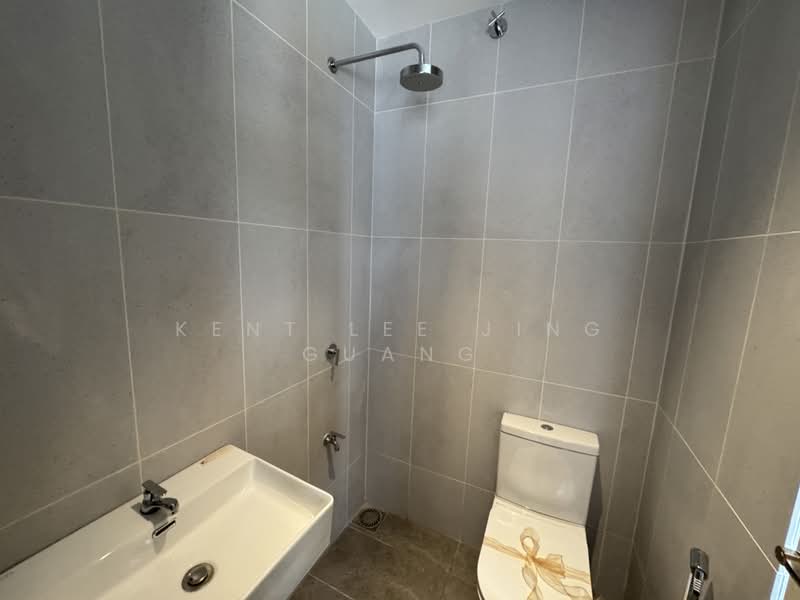 Rumah Teres 2 Tingkat untuk Dijual di Seksyen 7 (Shah Alam) - Kent Lee Jing Guang - Bathroom - PropertyGuru.com.my