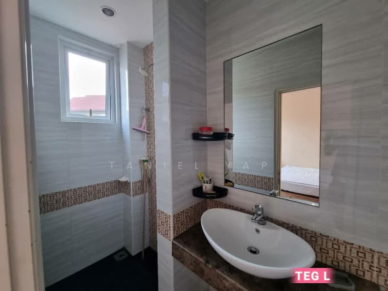 Semi-Detached House for Sale in Setia Alam (Selangor) - Taniel Yap - Bathroom - PropertyGuru.com.my