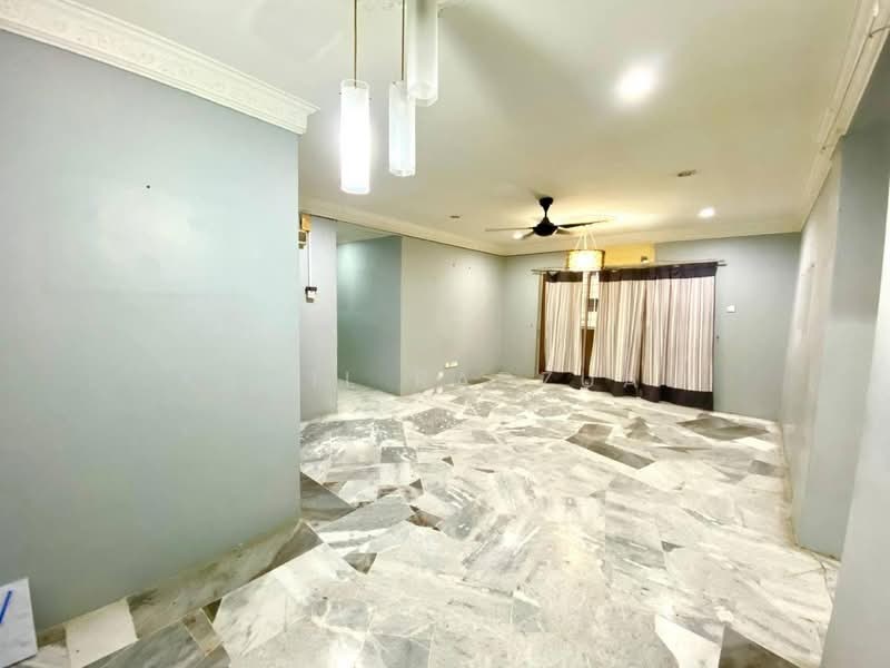 Apartment for Sale at Kenangan View - Kamil Radzuan - Living Room - PropertyGuru.com.my