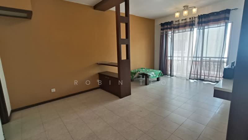 Townhouse for Sale in Taman Tampoi Indah 2 (Tampoi) - Robin Teo - Living Room - PropertyGuru.com.my