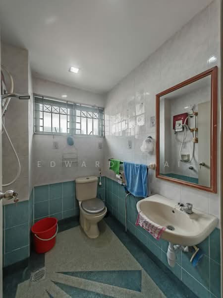 Bukit Jelutong untuk Untuk Dijual - RM 880,000, Apr 2026 - Bathroom - PropertyGuru.com.my