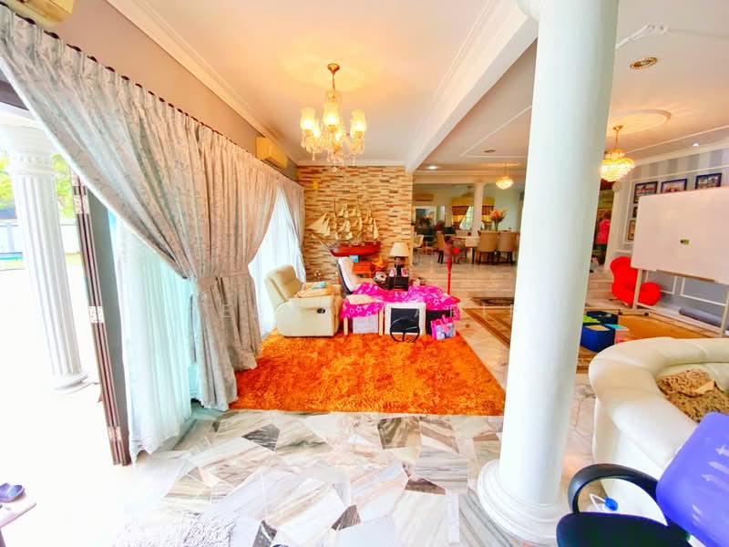 Bungalow for Sale in Shah Alam (Selangor) - Reena Sarif - Living Room - PropertyGuru.com.my