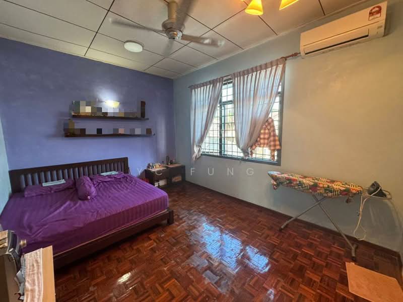 2-storey Terraced House for Sale in Taman Desa Tebrau (Tebrau) - YC Fung - Bedroom - PropertyGuru.com.my