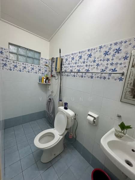 1-storey Terraced House for Sale in Taman Puteri Wangsa (Ulu Tiram) - YC Fung - Bathroom - PropertyGuru.com.my