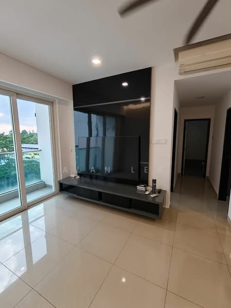 Seasons Amara Larkin untuk Untuk Dijual - RM 400,000, Feb 2026 - Living Room - PropertyGuru.com.my