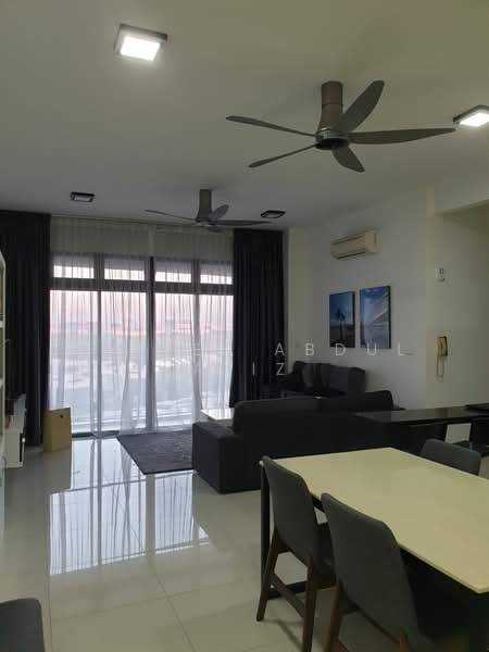 Condominium for Sale at Mirage By The Lake - Nazree Abdul Aziz - Living Room - PropertyGuru.com.my