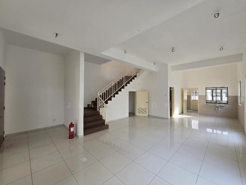 2-storey Terraced House for Sale in Setia Alam (Selangor) - Janice Low - Living Room - PropertyGuru.com.my