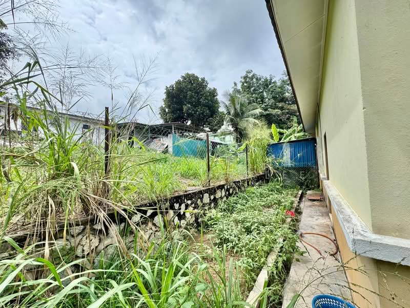 Semi-Detached House for Sale in Sepang (Selangor) - Ahmad Fadlee - PropertyGuru.com.my