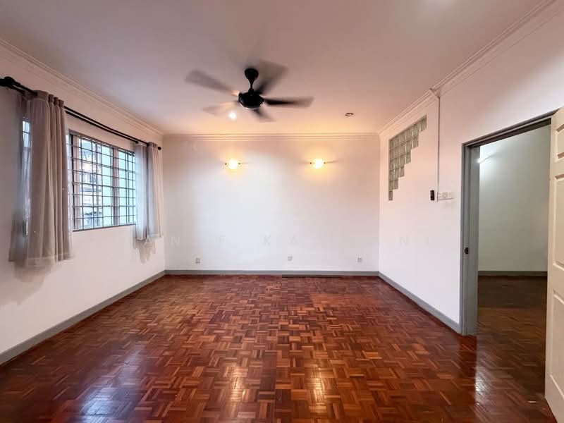 2-storey Terraced House for Sale in Setiawangsa (Kuala Lumpur) - Hanif Kasmani - Living Room - PropertyGuru.com.my