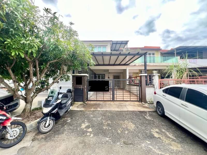2-storey Terraced House for Sale in Taman Pelangi Semenyih (Semenyih) - Alif Saad - Exterior - PropertyGuru.com.my