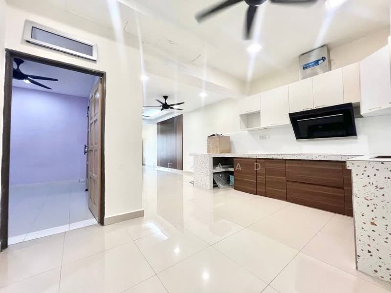2-storey Terraced House for Sale in Taman Pelangi Semenyih (Semenyih) - Alif Saad - Kitchen - PropertyGuru.com.my