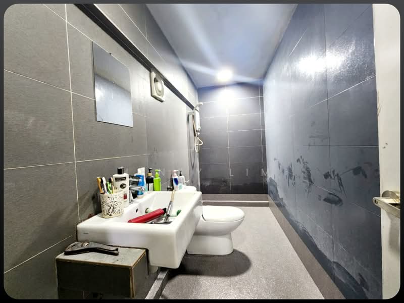 Condominium for Sale at Arte Subang West - Henry Lim - Bathroom - PropertyGuru.com.my