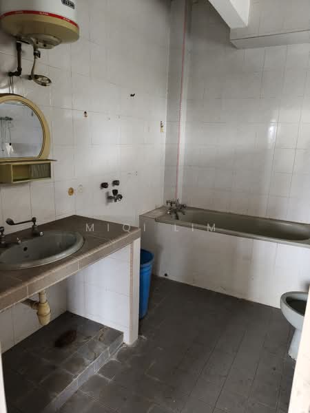 Taman Sri Minang untuk Untuk Dijual - RM 980,000, Feb 2026 - Bathroom - PropertyGuru.com.my