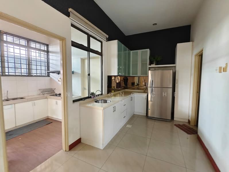 Semi-Detached House for Sale in Setia Tropika (Johor Bahru) - Kenny Wong Chen Yao - Kitchen - PropertyGuru.com.my