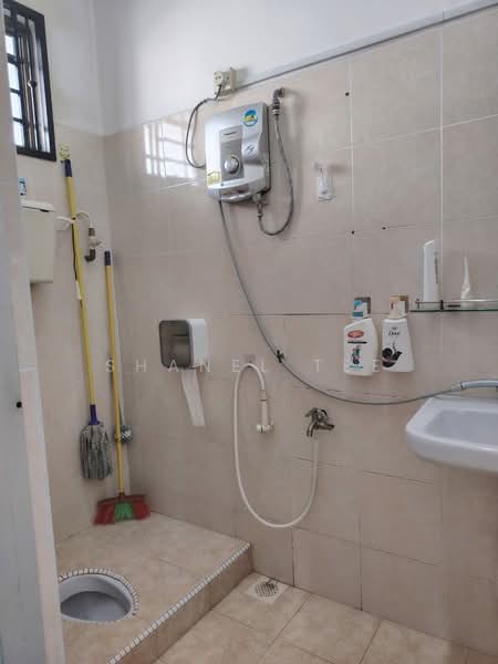 Taman Seri Suria untuk Untuk Dijual - RM 350,000, Feb 2026 - Bathroom - PropertyGuru.com.my
