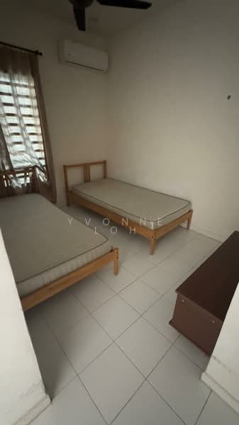 Rumah Teres 1 Tingkat untuk Disewa di Hijauan Valdor (Sungai Jawi) - Yvonne Loh - Bedroom - PropertyGuru.com.my