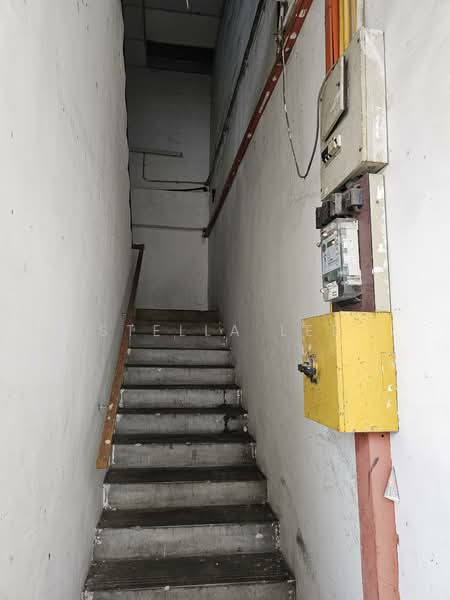 Warehouse for Rent in Kampung Sungai Chua (Kajang) - Stella Lee - Corridor - PropertyGuru.com.my