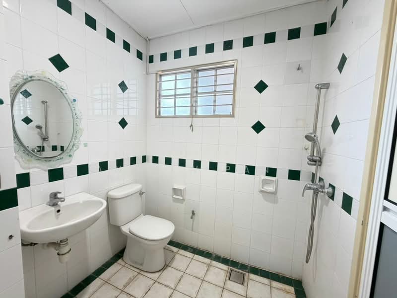 Puteri 12 untuk Untuk Dijual - RM 1,388,888, Feb 2026 - Bathroom - PropertyGuru.com.my