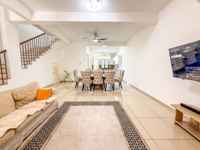 Serimba Terrace @ Bandar Bukit Mahkota untuk Untuk Dijual - RM 720,000, Feb 2026 - Living Room - PropertyGuru.com.my