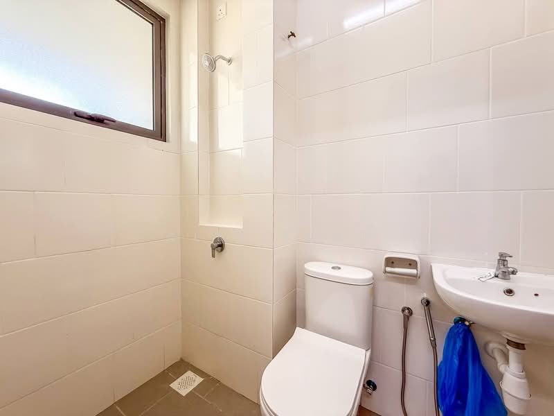Serimba Terrace @ Bandar Bukit Mahkota untuk Untuk Dijual - RM 720,000, Feb 2026 - Bathroom - PropertyGuru.com.my