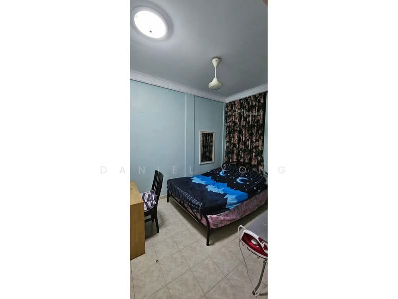 2-storey Terraced House for Sale in Taman Pulai Utama (Skudai) - Daniel Yong - Bedroom - PropertyGuru.com.my