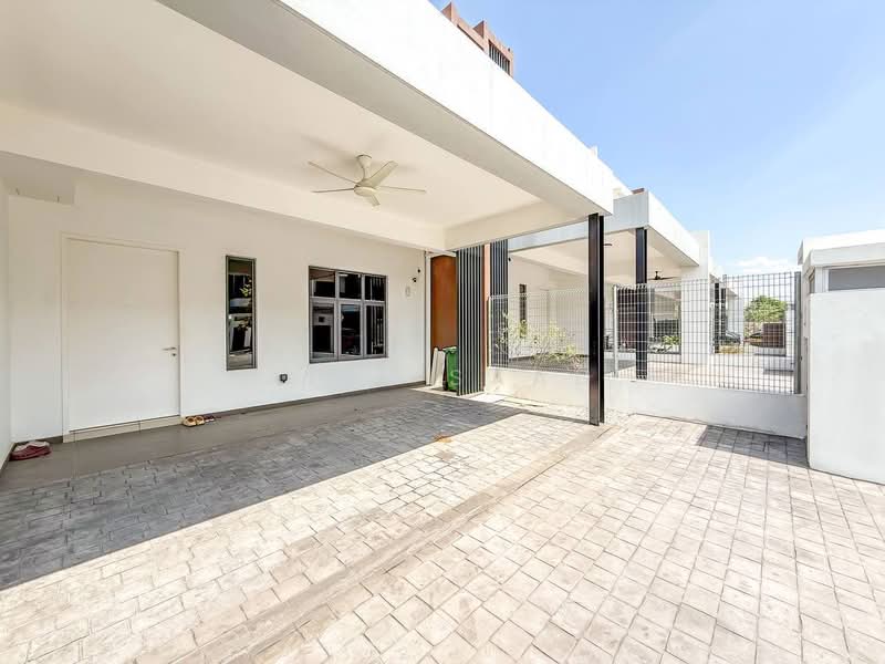 SERIMBA TERRACE untuk Untuk Dijual - RM 720,000, Mac 2026 - Exterior - PropertyGuru.com.my
