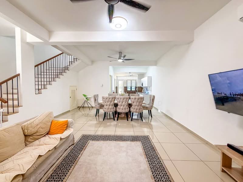 SERIMBA TERRACE untuk Untuk Dijual - RM 720,000, Mac 2026 - Living Room - PropertyGuru.com.my