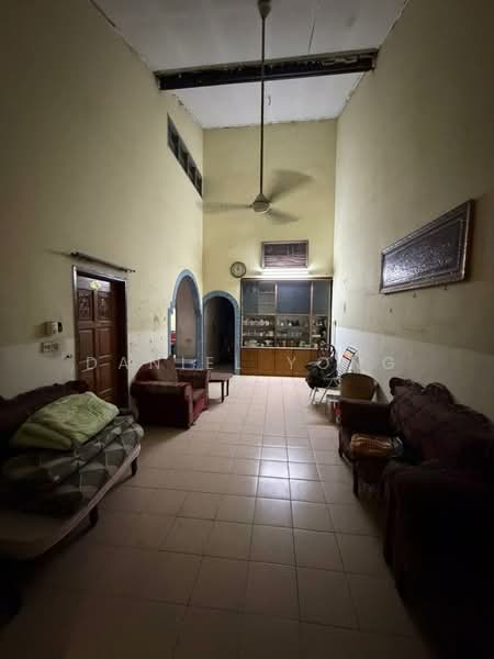 1-storey Terraced House for Sale in Taman Munsyi Ibrahim (Johor Bahru) - Daniel Yong - Living Room - PropertyGuru.com.my