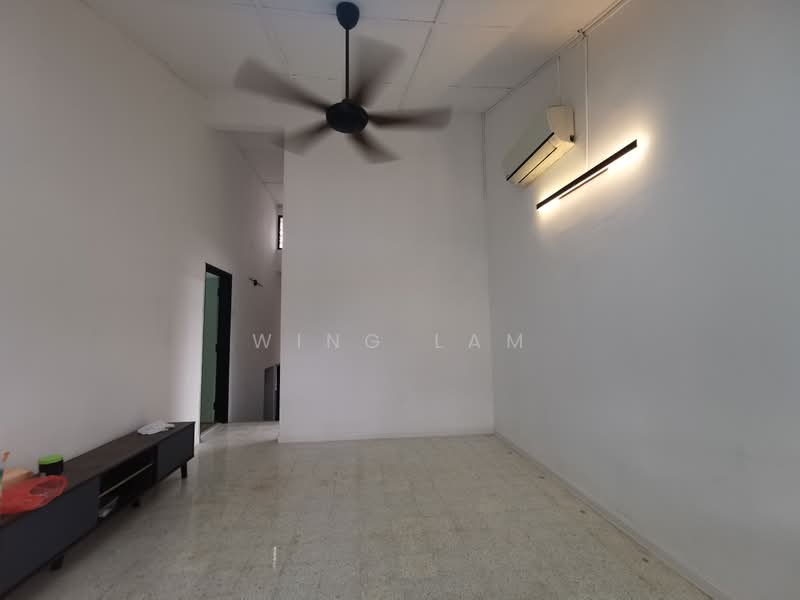 Rumah Teres 1 Tingkat untuk Disewa di Sri Petaling (Kuala Lumpur) - Wing Lam - Living Room - PropertyGuru.com.my