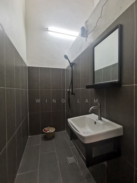 Rumah Teres 1 Tingkat untuk Disewa di Sri Petaling (Kuala Lumpur) - Wing Lam - Bathroom - PropertyGuru.com.my