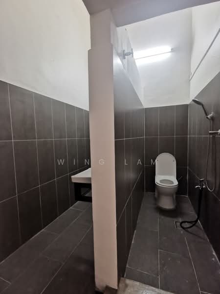 Rumah Teres 1 Tingkat untuk Disewa di Sri Petaling (Kuala Lumpur) - Wing Lam - Bathroom - PropertyGuru.com.my
